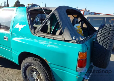 1992 Isuzu Amigo из США, поврежденный, VIN JACBG07E1N9805738